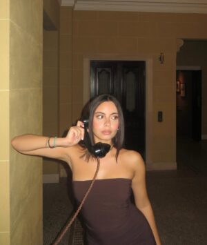 Tara Atalla Instagram - hey, it’s me