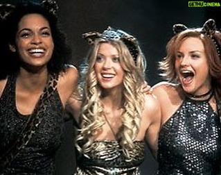 Tara Reid - 4.5K Likes - GUESS WHAT!? Josie & The Pussycats is now streaming on @amazonprime @appletv @peacock 😻😻😻
@universalpictures
@itsparkerposey
@alancummingreally
@rachaelleighcook
@rosariodawson