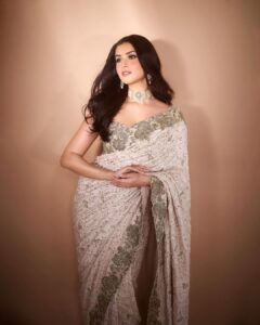 Actress Tara Sutaria HD Photos and Wallpapers March 2025