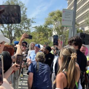 Taylor Lorenz Instagram - Scenes from @berniesanders @aoc’s 36,000 person Stop Oligarchy rally today in downtown LA