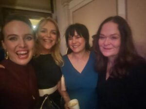 Tereza Ramba Instagram - To byl večer!
Děkujeme @ceskylev , díky @vogueczechoslovakia , díky kamarádi ⭐️🤍⭐️ 
Obrovská gratulace vítězům, další oslava českého filmu za námi, nádherný, silný ročník. Fotky z příprav a celého překrásného dne coming soon ♥️

.