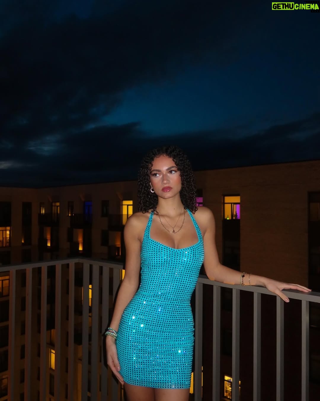 Thalia Elansari - 51.6K Likes - 🎂✨