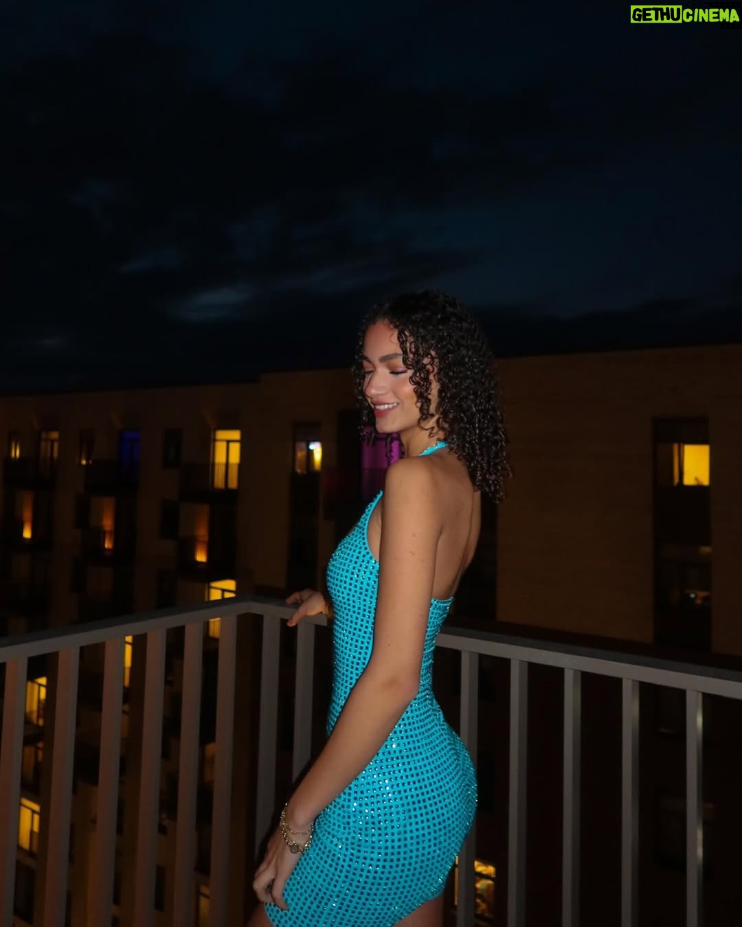 Thalia Elansari - 51.6K Likes - 🎂✨