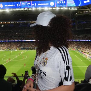 Thalia Elansari Instagram - “What’s the offside rule”