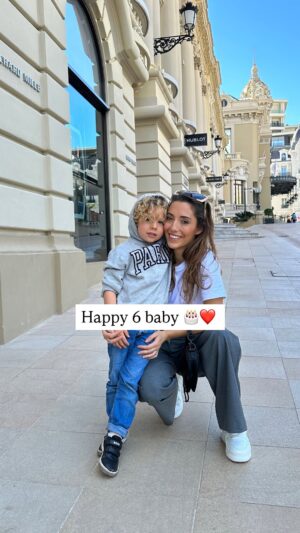 Tiziri Digne Instagram - Happy 6 baby 🎂❤️

Le temps temps est passé beaucoup trop vite, my first born a déjà 6 ans ! Tu a fait de moi une maman, grâce à toi j’ai aimé comme je n’avais jamais aimé, tu m’a changé, tu as fait de moi une meilleure personne, on a grandit et appris ensemble, on a vécu tellement de chose ! Tu mérites le meilleur et je compte bien tout faire pour te l’offrir ! 
Je t’aime plus que tout mon grand bébé ❤️

#birthday #famille #love