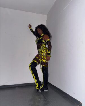 Trinity Fatu Instagram - Proceed with caution ⚠️ #smackdown #wwebologna 
Gear @usamaishtayofficial 
Hair @vixvixens @shamrockin77 
Coat @starrland