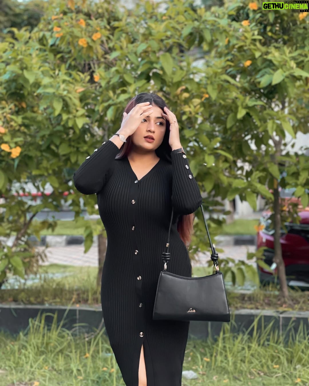 Triparna Dey - 5.5K Likes - Rarely seen Always noticed
Dress - @urbanic_in