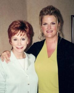 Actress Trisha Yearwood HD Photos and Wallpapers October 2025