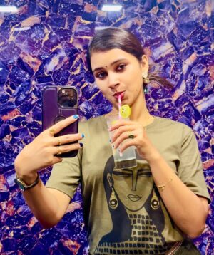 Trupti Mirambika Instagram - Chill Day …..💚⛅️
#instagram #creator #love #timeforme #trending
