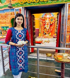 Trupti Mirambika Instagram - Jay SriRam🙏💖🤍
#happy #ramanavami⛳️🏹 
#temple #prayer #love 
#instagram #creator