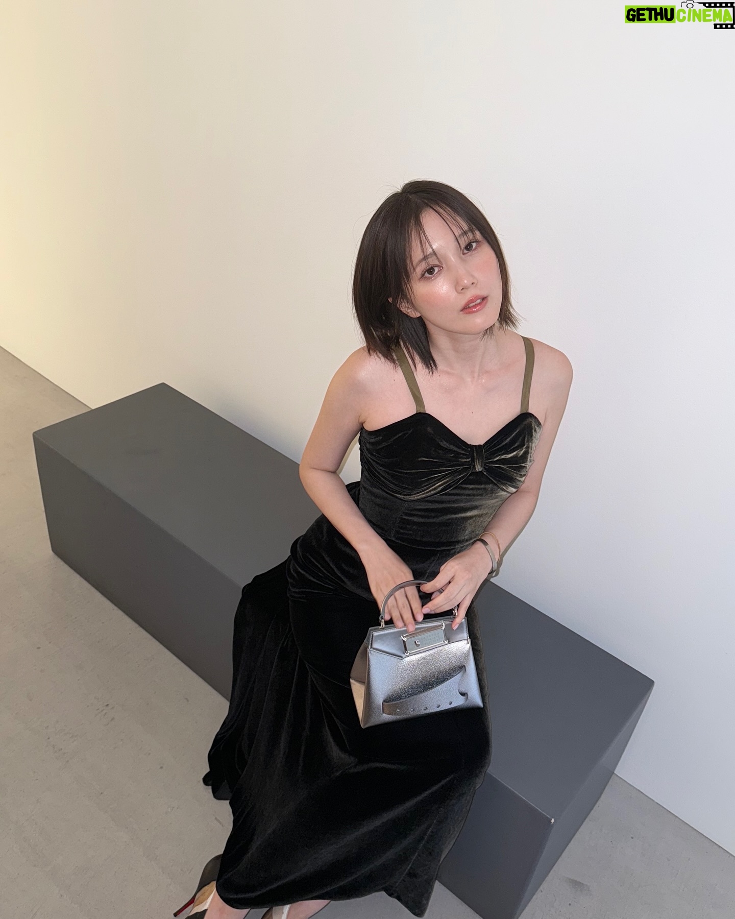 Tsubasa Honda - 196.7K Likes - 👠☁️
「クリスチャン ルブタン」と「メゾン マルジェラ」の
初コラボレーションによるコレクションローンチイベントに行ってきました!
2つのブランドの遺伝子を融合させた唯一無二のシューズが
まるで芸術品のようで…美しかったです💍⊹ ࣪ ˖
@christianlouboutin
@maisonmargiela
#ChristianLouboutin
#MaisonMargiela
#pr