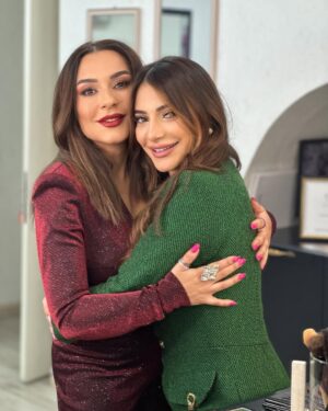 Tunzale Instagram - Mənə görə dünya Səndən ibarət, my one and only  daughter ❤️🌟 
@uventaofficial  @taylors__home 
@stilistsabir_ 
@faridbagirovofficial  @bonjourbeauty.az 
@takhmaly @nailclub_by_tina