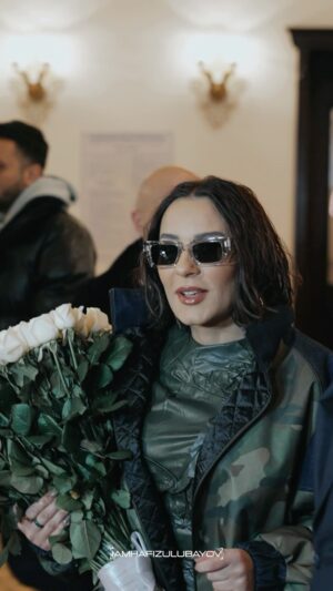 Tunzale Instagram - SevÉnlÉrimÉ tÉk -tÉk minnÉtdaram hÉr zaman ā¤ļøš¦šæš¼
video @iamhafizulubayov
@cavid_shakhbazbekov
@uventaofficial @stilistsabir_ @takhmaly
@yjabbarov @merdekan_medeniyyet_sarayi