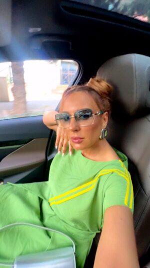 Tunzale Instagram - sports well-being šā¹š»
sport dress @house_oflali
makeup /hairstyle @stilistsabir_
eyewear @ferragamo @vegasopticofficial
nails @nailclub_by_tina
place @worldclassazerbaijan