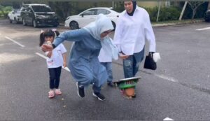 Umie Aida Instagram - Ini baru level pasrah dalam iman 😂