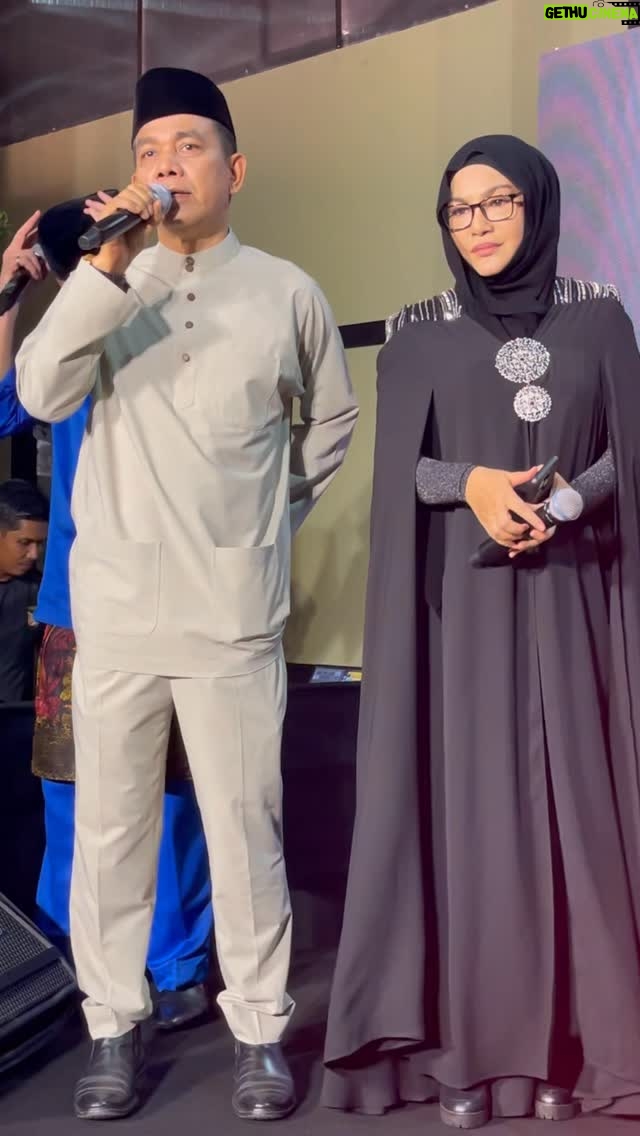 Umie Aida - 4.6K Likes - Kenapa isteri selalu dipersalahan ? Kenapa ? Apa salah chem ? #keluargaitu š«£