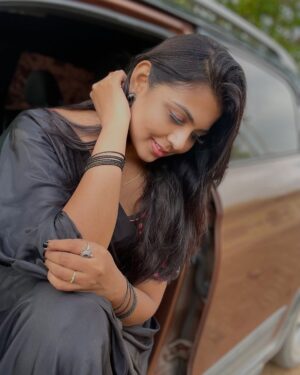 VJ Mounika Instagram - Draft  #pics #clear
