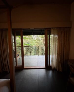 Vaishnavi Prakash Instagram - This is your sign to take a trip down south and explore one of the most serene properties 🫶🏻 

@ayatana.resorts