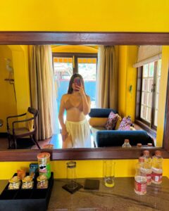 Actress Vaishnavi Prakash HD Photos and Wallpapers March 2025