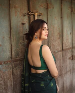 Vaishnavi Prakash Instagram - Favourite look 🫰🏻