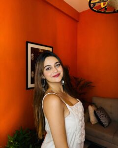 Actress Vaishnavi Prakash HD Photos and Wallpapers November 2024
