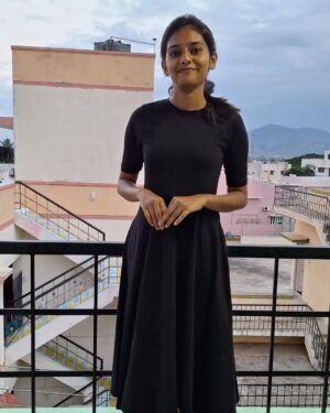 Vaishnavi Vaish Instagram - Life's too short for boring outfits (⁠◔⁠‿⁠◔⁠)