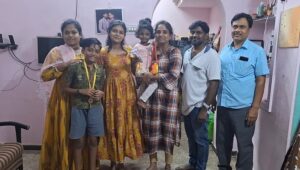 Vaishnavi Vaish Instagram - என்றும் எங்களது கழகத் தலைவர் தளபதி விஜய் அண்ணன் அவர்கள் நல்லாசியுடனும் கழகப் பொதுச் செயலாளர் ஆனந்த்  அண்ணன் அவர்களின் அறிவுரைப்படியும் கோவை வடக்கு மாவட்டத் தலைவர் சம்பத்குமார் அண்ணன் அவர்களின் வழிகாட்டுதலின்படியும் என்றும் மக்கள் பணியில்…..
#tvk #coimbatore #democracy #nofascism #people #tvkvijayhq #bussyanandoffl #coimbatorenorth