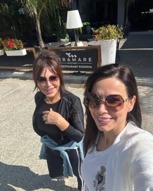 Valbona Selimllari Instagram - @miramarevlore  me Malen❤️❤️❤️❤️