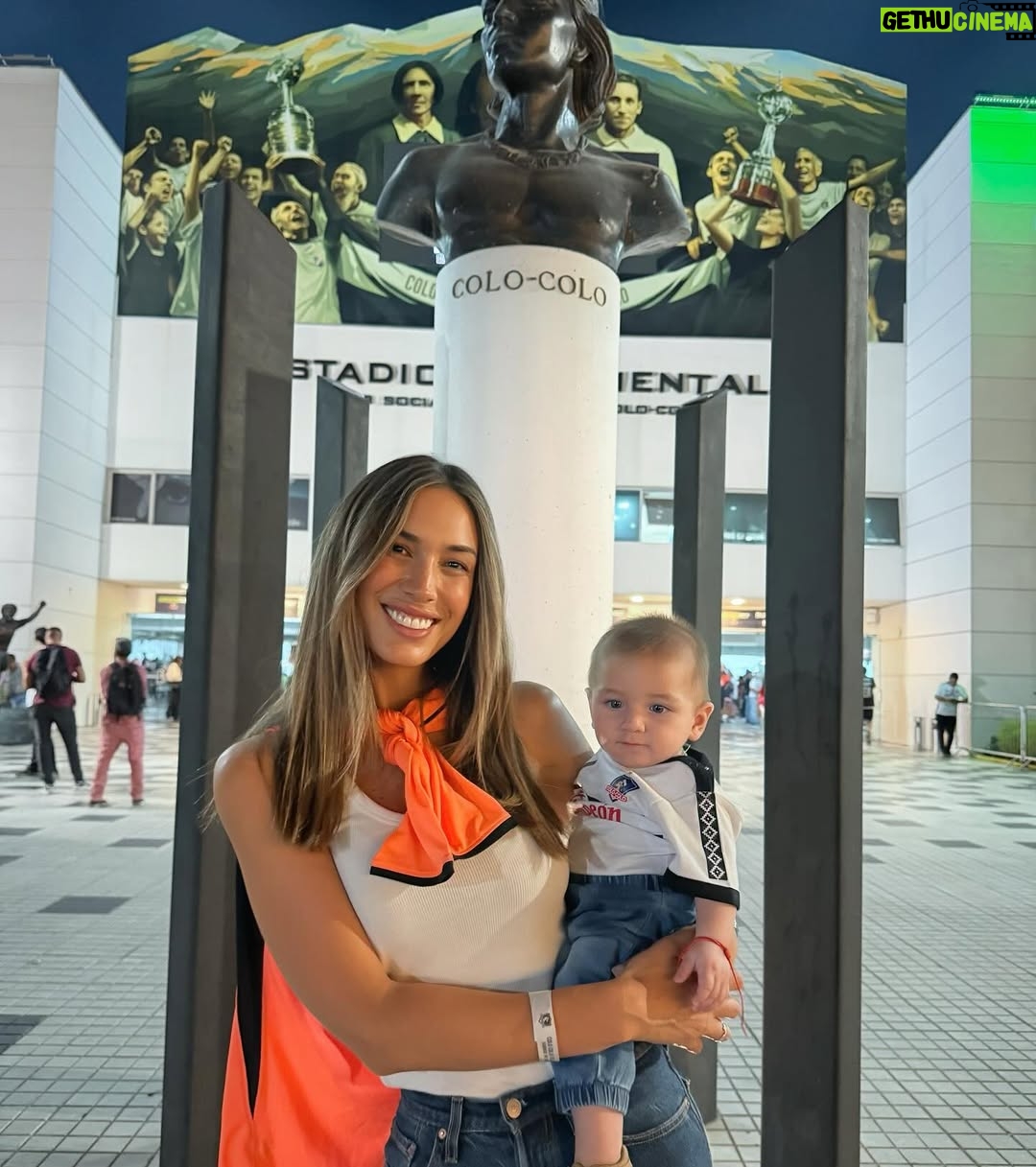 Vanesa Borghi - 20.2K Likes - Entonces? Que creen será del Colo o de la Católica como el papá?