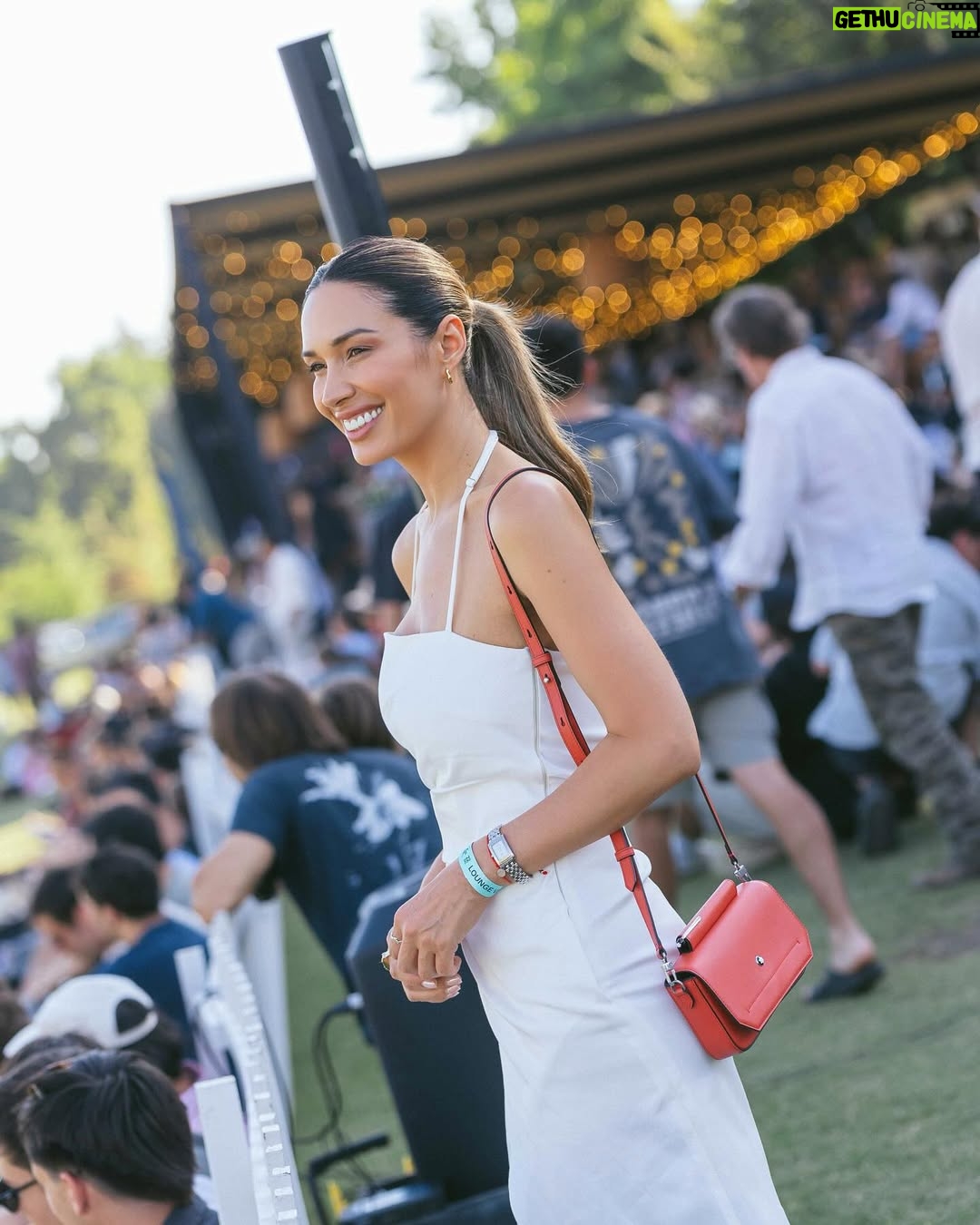 Vanesa Borghi - 6.2K Likes - Días atrás en la final del abierto de Polo 2024
Miren la segunda foto con quien me encontré de casualidad …
Ph @panchorocha.ph