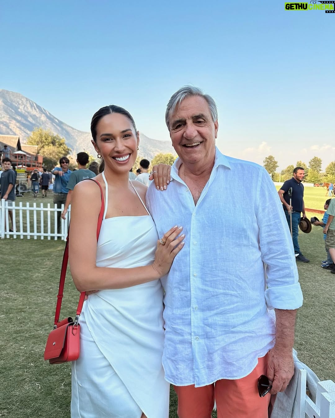 Vanesa Borghi - 6.2K Likes - Días atrás en la final del abierto de Polo 2024
Miren la segunda foto con quien me encontré de casualidad …
Ph @panchorocha.ph