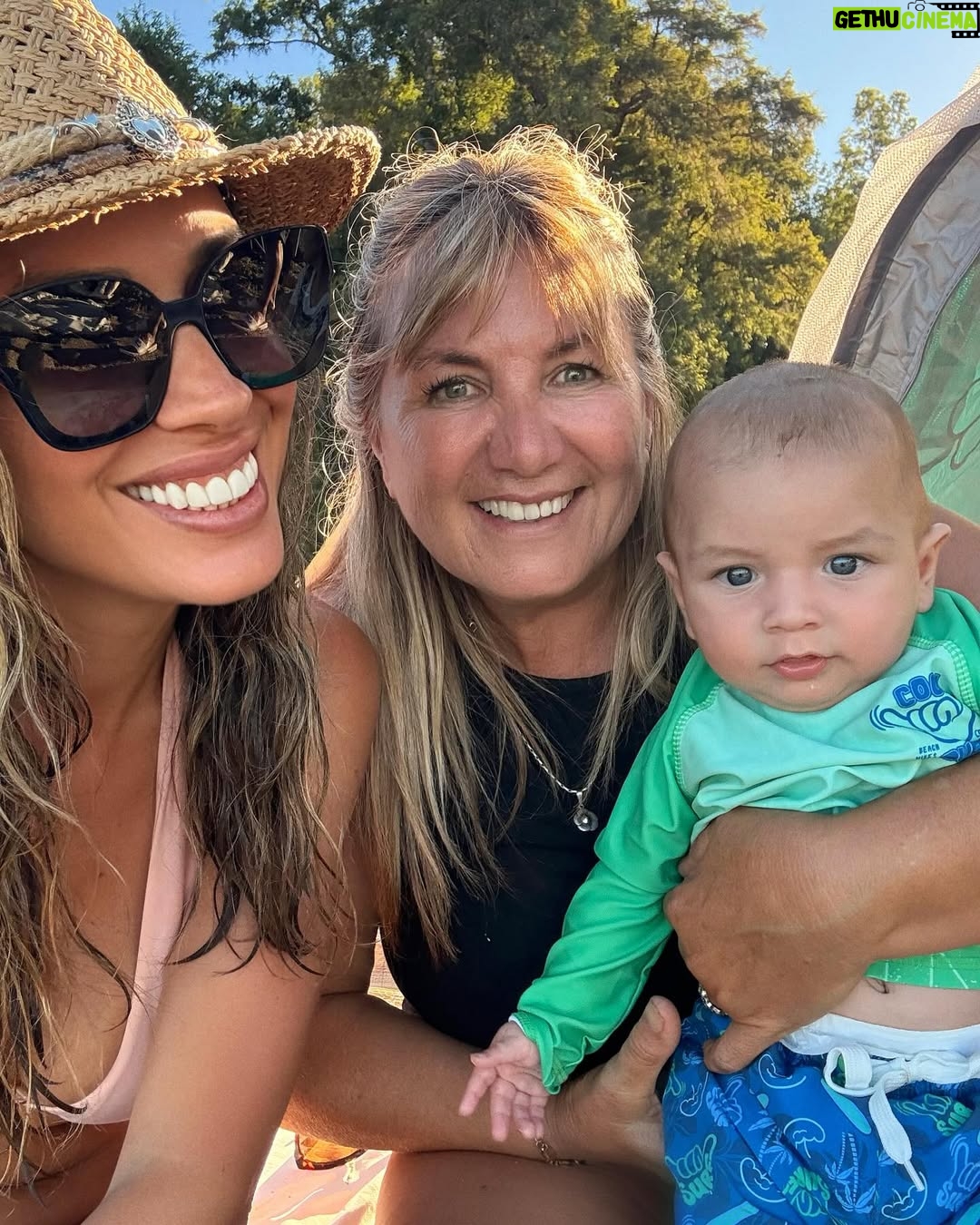 Vanesa Borghi - 11.7K Likes - Familia ❤️