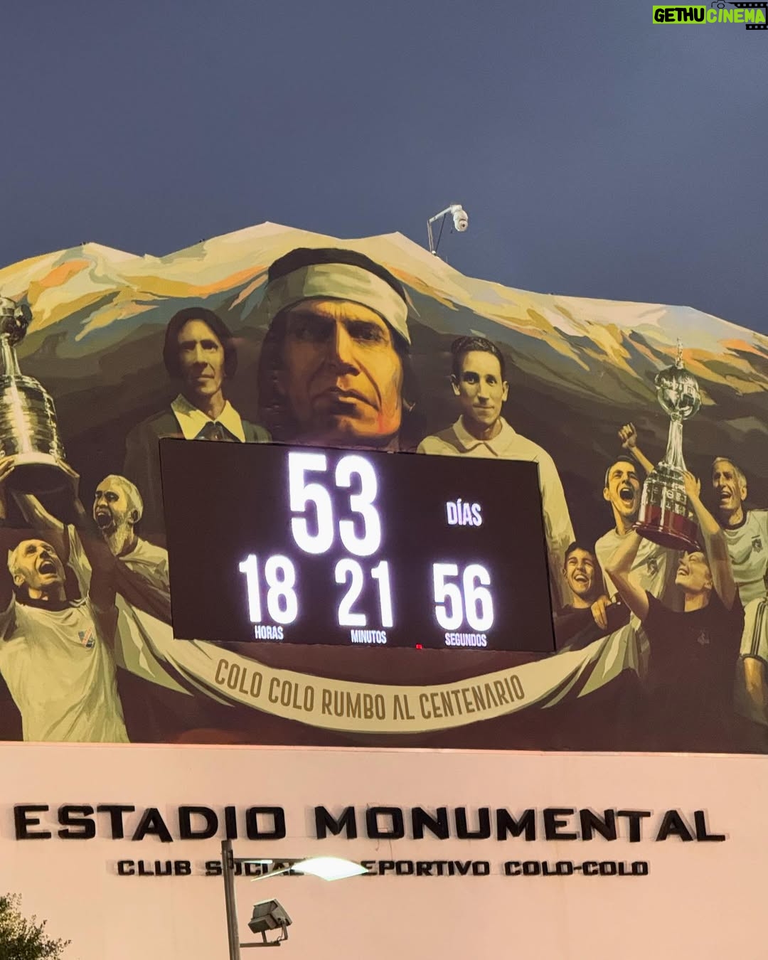 Vanesa Borghi - 38.6K Likes - Un día podemos estar en la Gala y otro en el estadio, así somos nosotros…
Ayer por primera vez fue al estadio! La pasó bien, eso sí fuimos sólo un tiempo porque ya era tarde para él y estaba cansado, pero no lloró y estuvo tranquilo. Cuando sentimos que había mucho ruido usamos los audífonos y nos funcionó super .
Ustedes creen que el gordito será del Colo o de la Cato como @cgarcesghisolfo ?