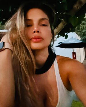 Vanessa Jeri Instagram - El sacrificio de hoy es la recompensa de mañana.👌🏻💪🏼😉🏋️‍♂️💚