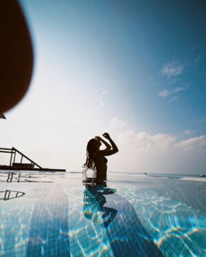 Vanessa Mai Instagram - 🌊🐚 #SOMaldives | Anzeige