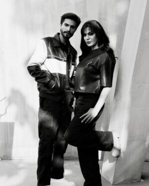 Veena Malik Instagram - Embrace the chaos,it’s a sign of life!🚀