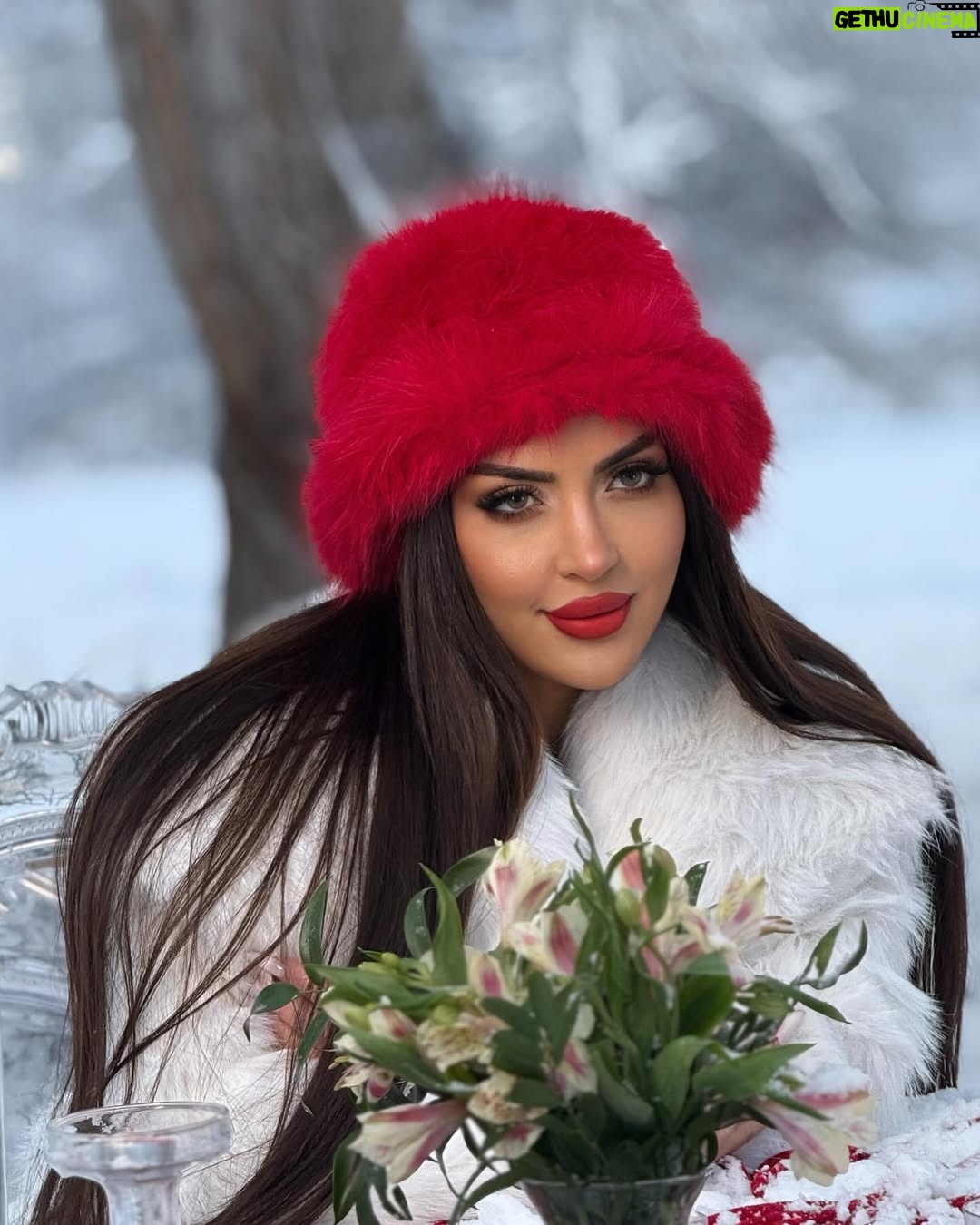Vefa Sherifova - 28.7K Likes - #xizi ❄️