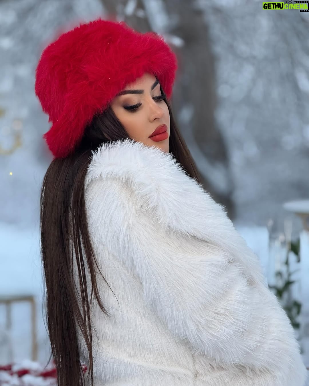 Vefa Sherifova - 28.7K Likes - #xizi ❄️