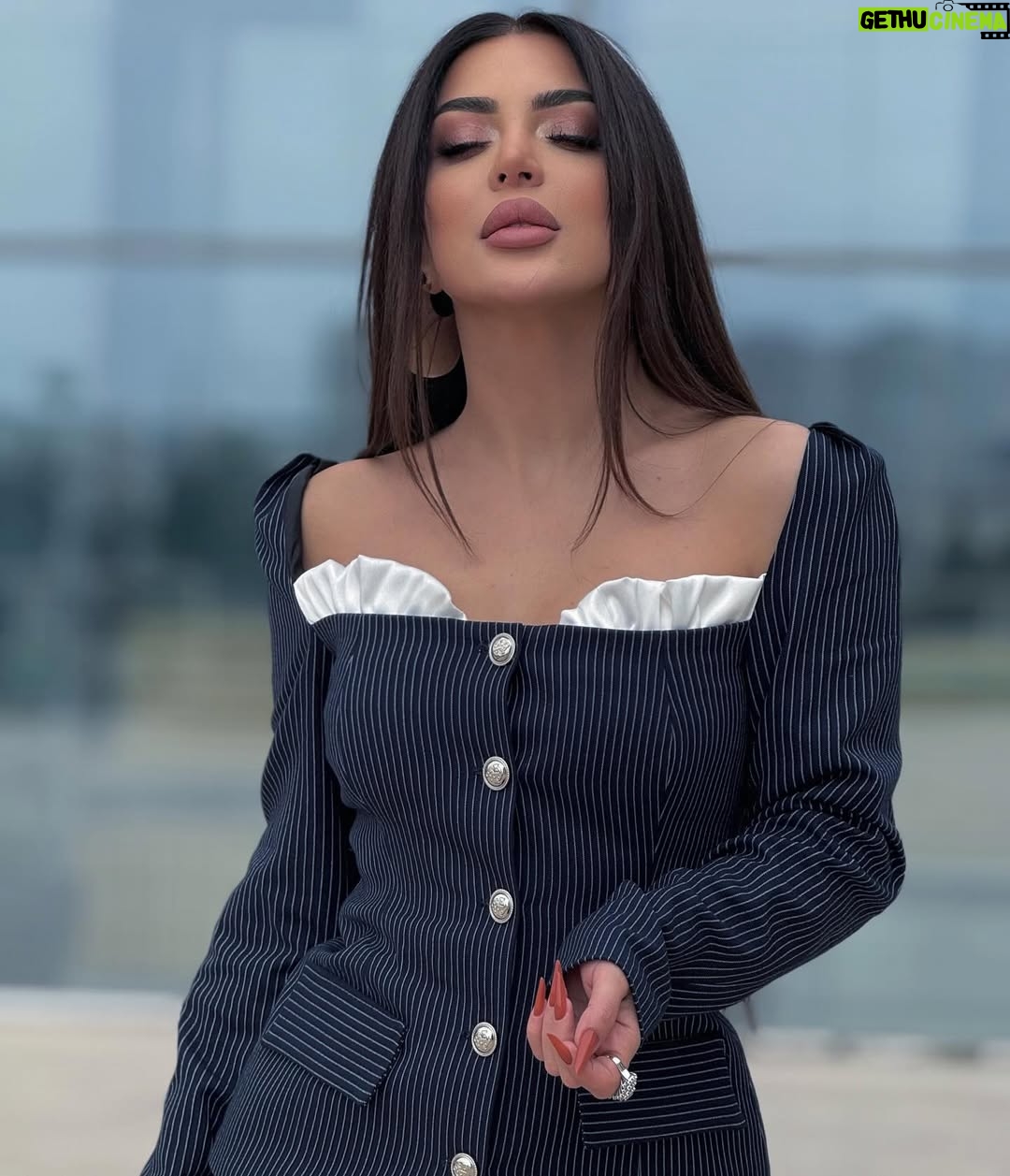 Vefa Sherifova - 23.4K Likes - #xezertv