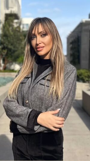 Veronika Mindal Instagram - Wearing a cropped grey tweed blazer with a sculpted collar and velvet Frame trousers — simple, strong, with just enough edge.

Meanwhile, Instagram is on fire with debates after Chinese manufacturers started claiming they’ve been producing those “exclusive” designer bags all along. They stayed silent — until trade tensions changed the game.

Let’s be real: saying a bag costs $50K just because it was made in Italy? That’s not logic. That’s subtle discrimination. The design isn’t groundbreaking — it’s a square with a handle. You’re not paying for art. You’re paying for branding.

What do you think — are people buying design, or just the illusion of prestige?
.
.
.
Pants @frame 
Blazer @obsessionapparel 
.
.
.
.
#SmartCasual #BlazerStyle #FashionBlogger #StyleInspo #MatureModel #ActressStyle #SingerLook #TimelessFashion #VelvetVibes #ChicLayers #WomensStyle #ElegantEdge #CreativeStyle