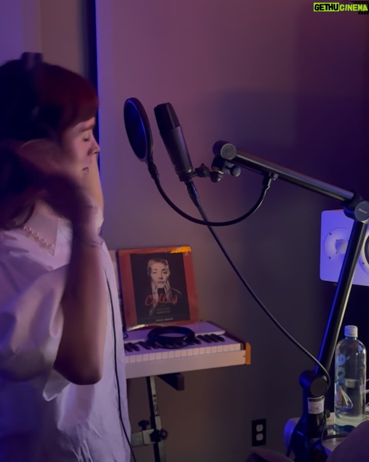 Victoria Volkova - 30K Likes - cuando una nena se siente bien, lo sabesssss 😌🤎
1.- triste pero bonita
2.- sin comentarios pero en el baño de @bertasinh
3.- salí en las fotos de @bertasinh
4.- ya estoy bien mamada gracias a @mr_pomar
5.- este @bahidora estuvo TOP 🎉 con @topo_gigi @grrd @cintawatts
6.- con mi @grrd grrrrrr 🐈
7.- amistad es amigo @pamohpam
8.- la mera mera caguamera @monicalara
9.- me regalaron flores el 14 de febrero
10.- se vienen cositas @aveceszeus @soyerihka
11.- en el @edc_mexico
12.- con el MIMO @ggerardooooo
13.- @patotrevino y yo siendo esas chicas
14.- mi @colchondeverdes siendo la mas colchon de verdes
15.- se vienen cositas pt 2
16.- 3 hrs 1/2 de cine con @lalonormey
17.- mi primer b2b con @daveh00d
18.- look de boda
19.- mi novio me cocino pal 14 pad thai 🍜