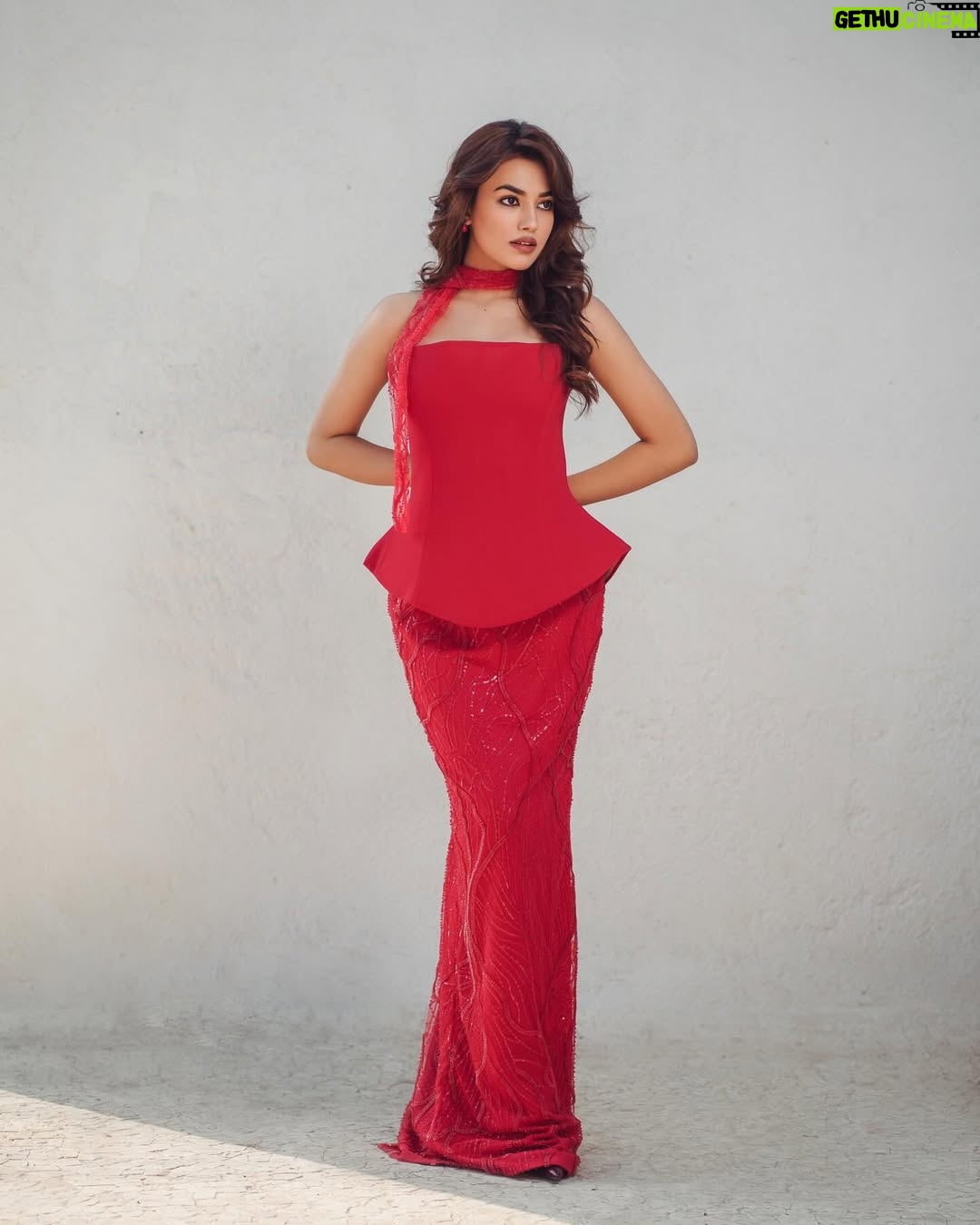 Vidhi Yadav - 419.6K Likes - ❤️🔥
.
Wearing: @lirika.vesa
📸: @abhay_r_kirti