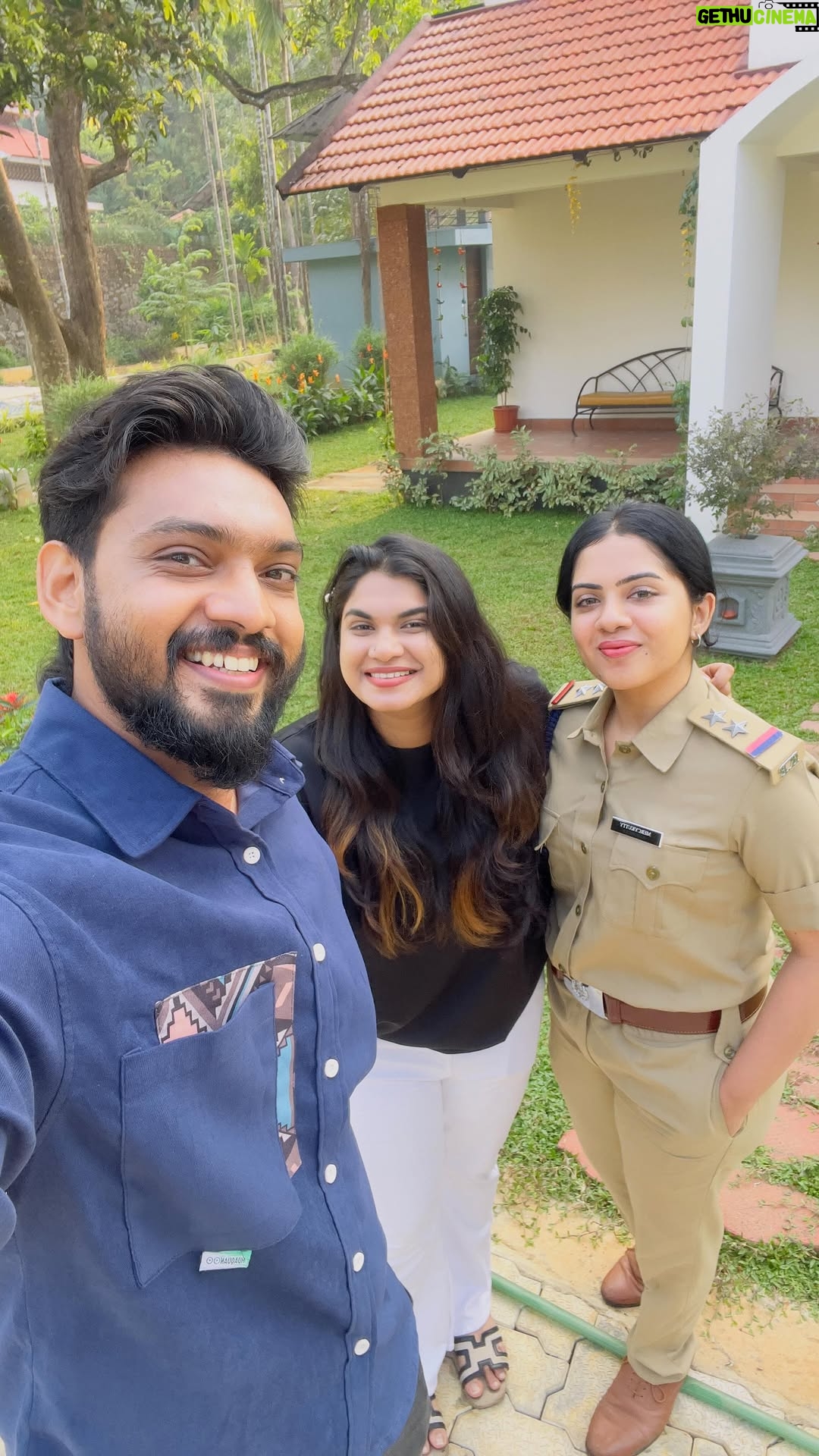 Vidhya Vijayakumar - 13.6K Likes - 🫨
Bagavathareeee ningal dubai nu epo varum ??? 🤭 @vibin_vijay_94 😘
#Instagram #trendingreels #trendingaudio #actor #vidhyavijay #naasif #malayalam #malayalamcomedy