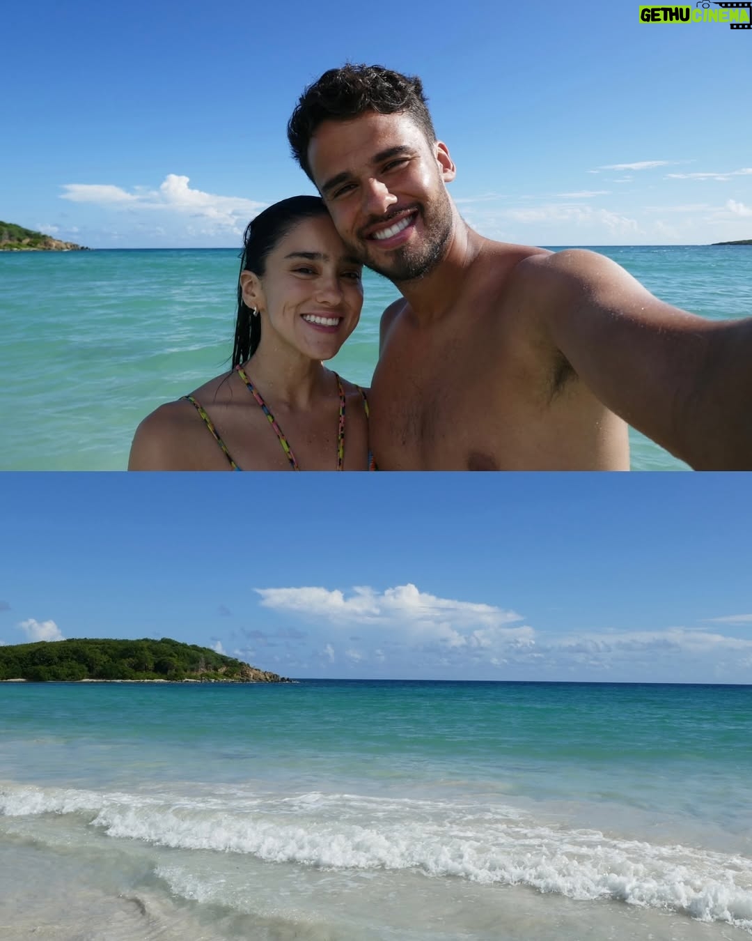 Viviana Serna - 35.1K Likes - Al garete en PR!!! 🇵🇷

1 - La tarde en el Viejo San Juan.
2,3 y 4 - La Poza del Obispo en Arecibo.
5 y 6 - Playa La Plata en Vieques.
7 y 8- Playa Caracas en Vieques. 
9 y 10 - Río La Planta en Arecibo.
11 y 12 - La Poza de Don Guelo.
13 - Salsa en La Perla.
14- Última Luna llena del año. 
15 y 16- La mañana en Condado. 
17- Viernes decembrino en La Placita de Santurce.
18- Una promesa del cielo. 🌈
