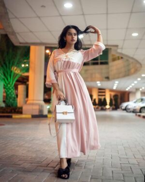 Waad Mohammed Instagram - 🖤🖤🖤