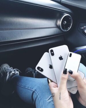 Waad Mohammed Instagram - كيف جوالي الجديد؟😂❤️