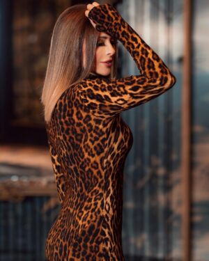 Wafaa El Kilani Instagram - #السيرة بكره الخميس 
والجمعة على 
#dmc
9.30 
بتوقيت القاهره

والجمعة الحلقة كامله على #ابو_ظبي 11 بتوقيت الإمارات
@youmnamoustafa 
@sohakhoury 
@hassanbourji_ 
@gimoooz 
#مصر