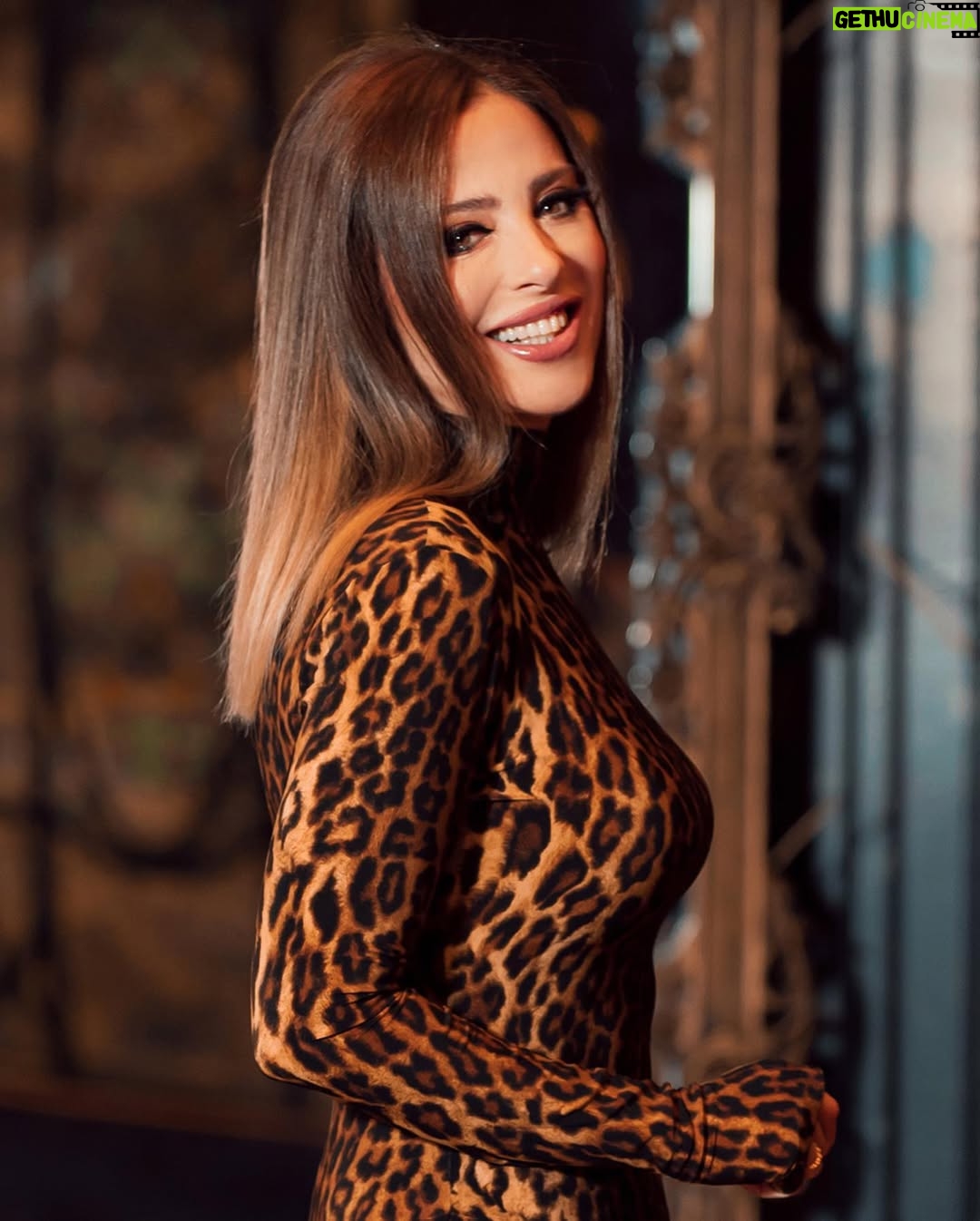 Wafaa El Kilani - 59.2K Likes - #السيرة بكره الخميس
والجمعة على
#dmc
9.30
بتوقيت القاهره
والجمعة الحلقة كامله على #ابو_ظبي 11 بتوقيت الإمارات
@youmnamoustafa
@sohakhoury
@hassanbourji_
@gimoooz
#مصر