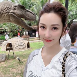 Actress Wan-Ting Tseng HD Photos and Wallpapers April 2025