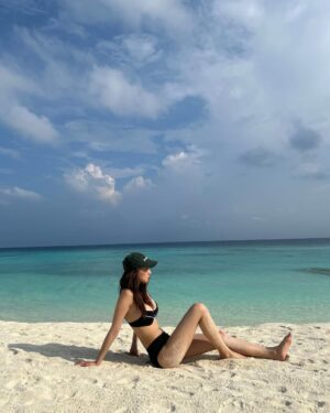 Warisara Yu Instagram - 💤🌊☀️